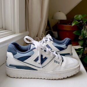 New Balance 550 Women’s Shoe- Size 6.5, Blue